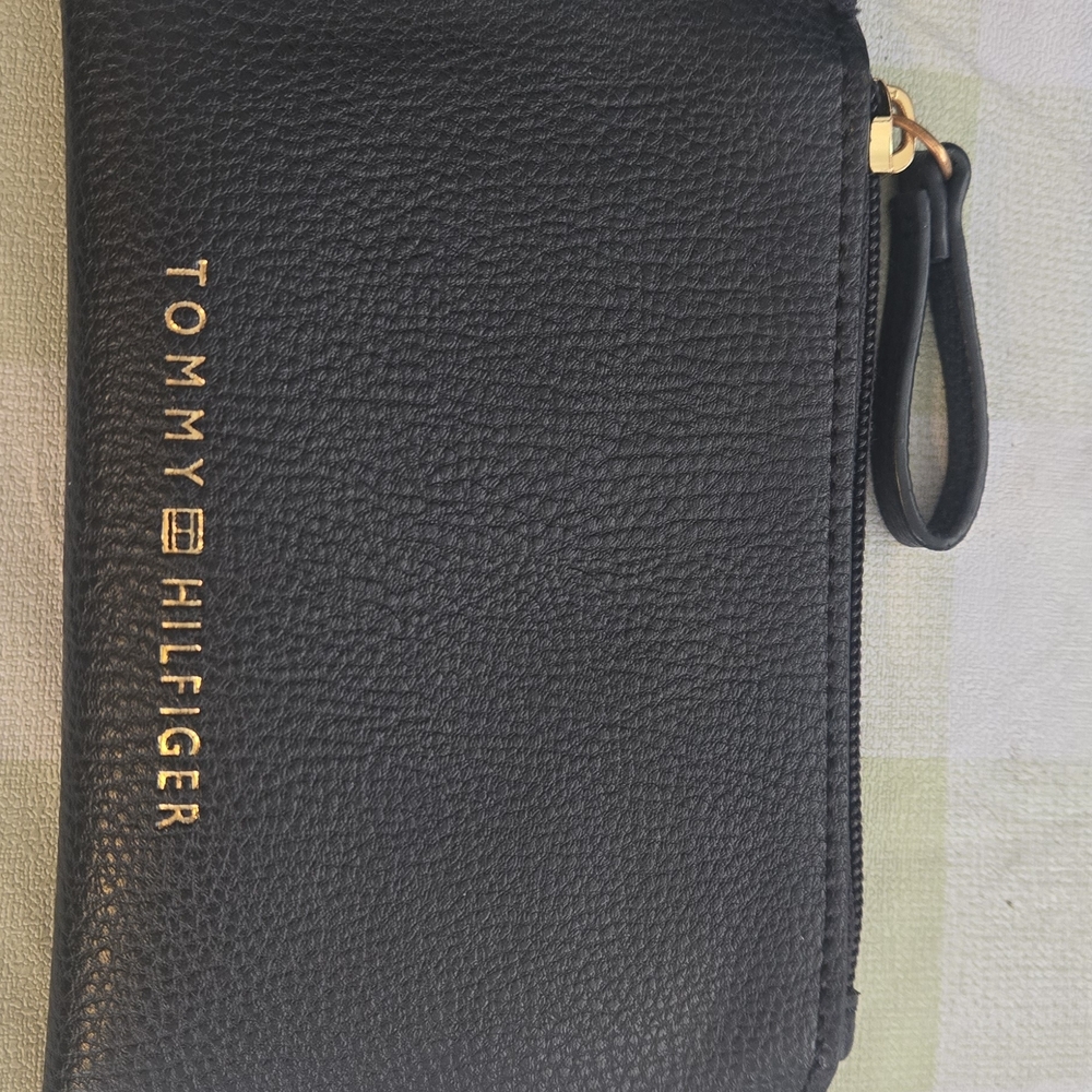 Tommy Hilfiger Blue Leather Womens Wristlet